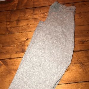 Grey stitched leggings